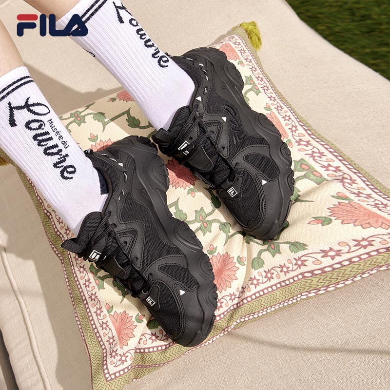 淘宝秒杀：FILA猫爪鞋4代休闲运动老爹鞋 福利价仅439元秒杀！