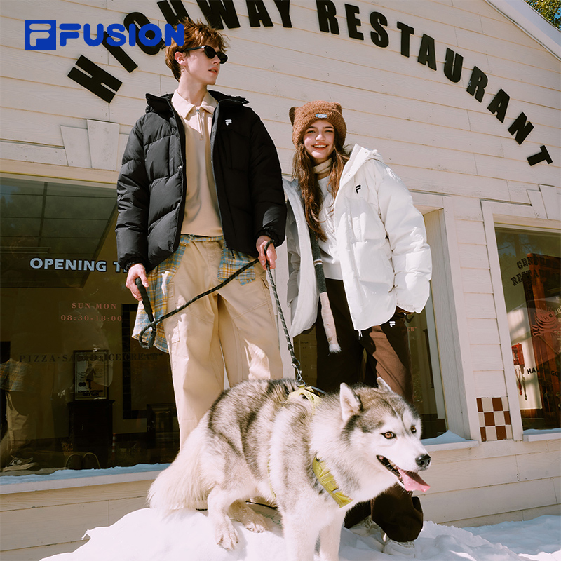 淘宝秒杀：FILA情侣羽绒服宽松保暖连帽外套 福利价仅829元秒杀！