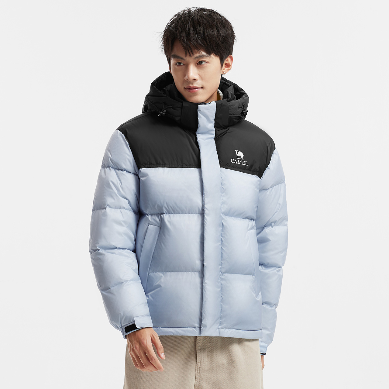 双11预售：骆驼羽神PRO鹅绒男装加厚保暖短款羽绒服 付定立减100元，到手价仅【699元】