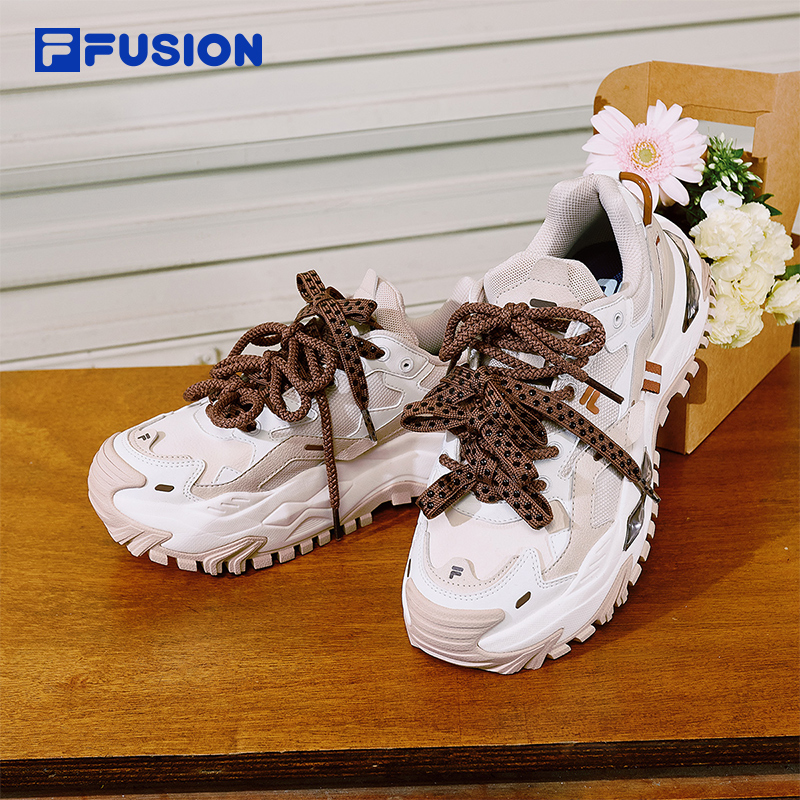 双11现货：FILAFUSION斐乐硬糖奶茶厚底增高老爹鞋 福利价仅619元秒杀！